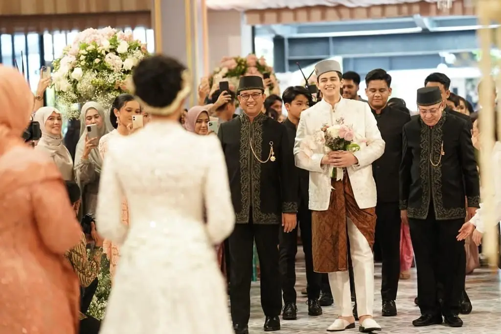 Intip Momen Bahagia...