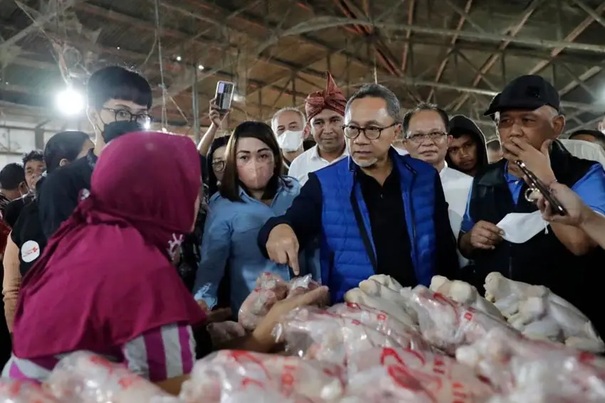 Sambangi Pasar di Kupang,...