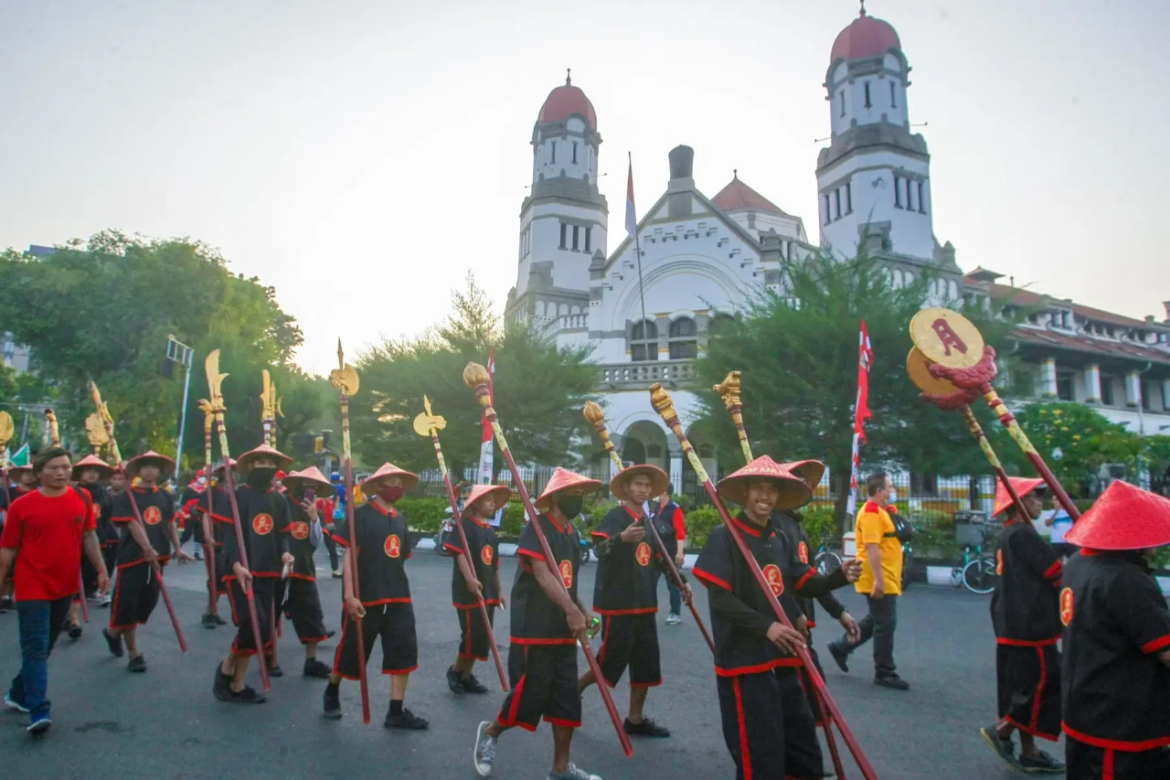 Potret Arak-arakan Budaya...