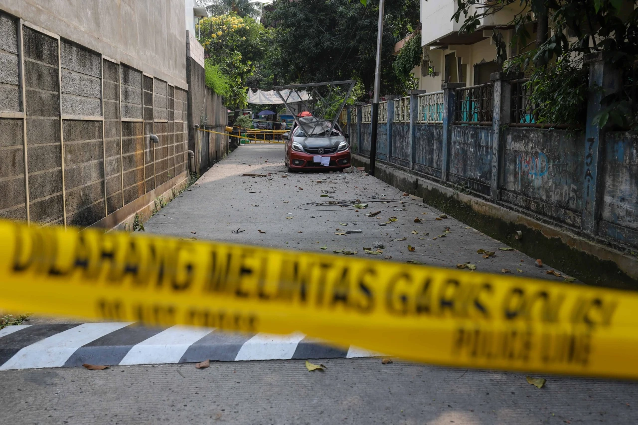 Garis Polisi Terpasang...