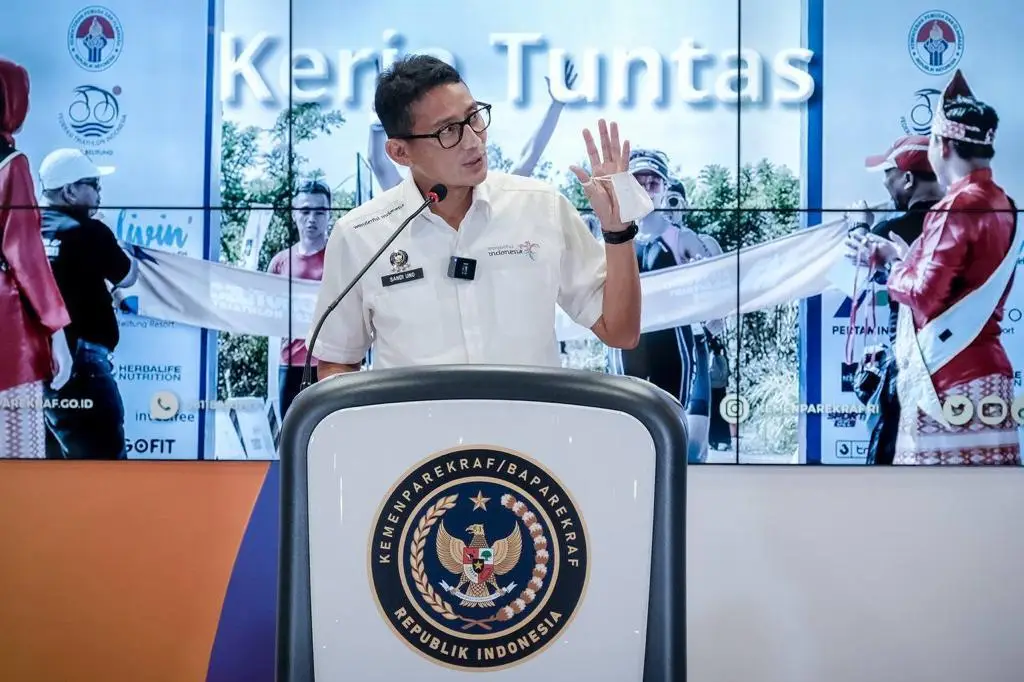 Singgung Isu Mogok di...