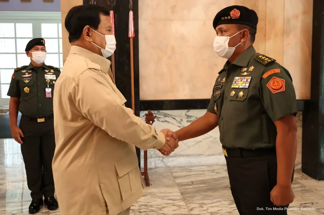 Prabowo Subianto Terima...