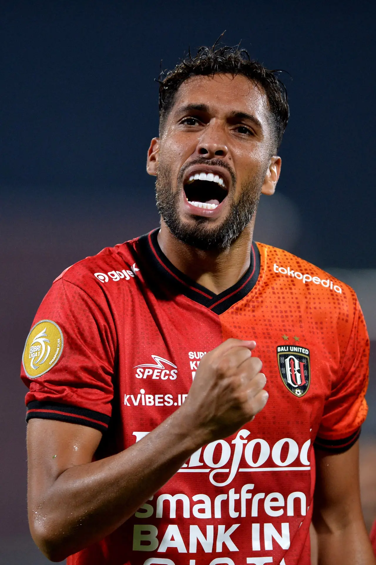 Bali United Kalahkan...
