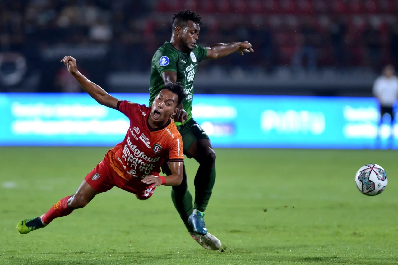 Bali United Kalahkan...
