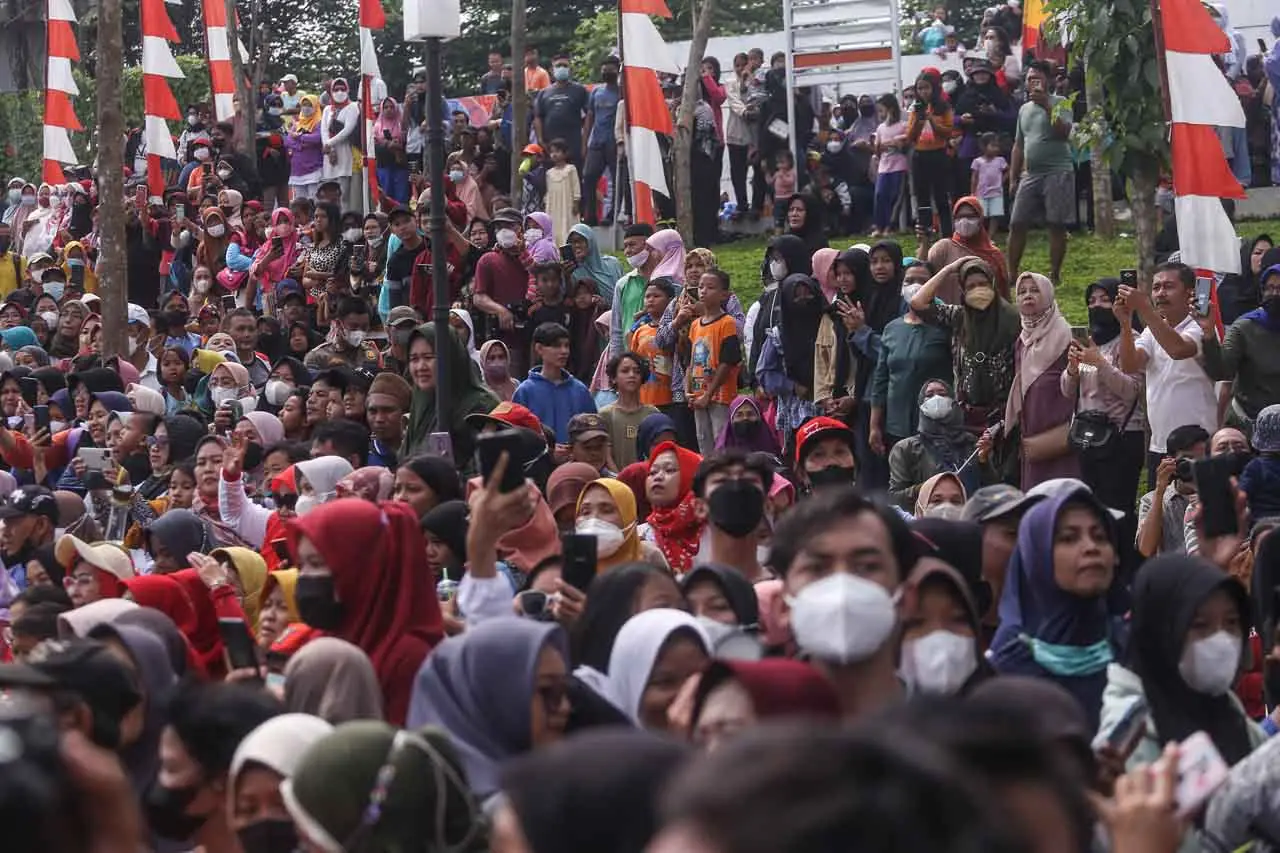Adu Gaya Ridwan Kamil...
