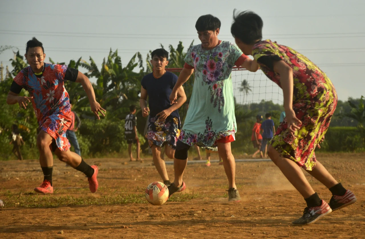 Pertandingan Sepak Bola...