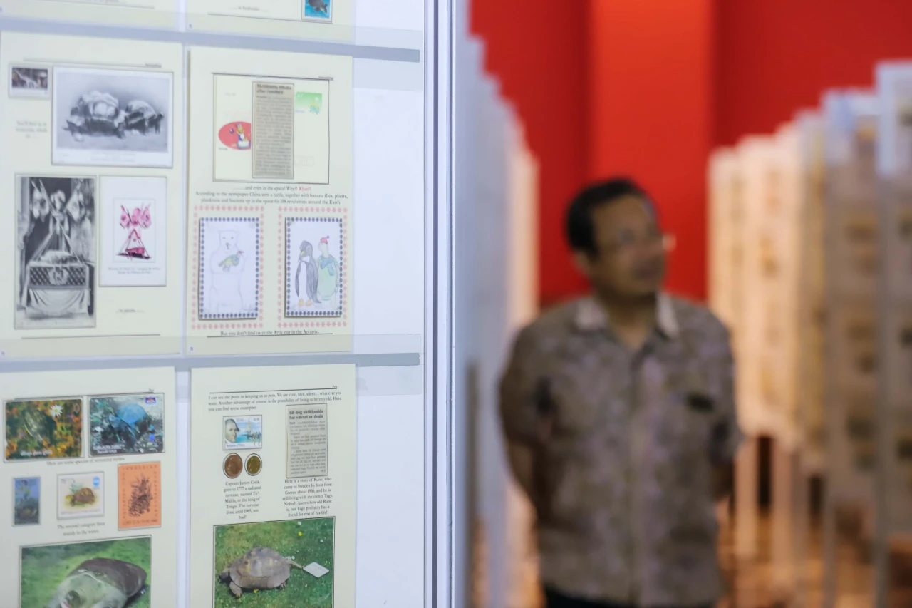 Mengunjungi Pameran...