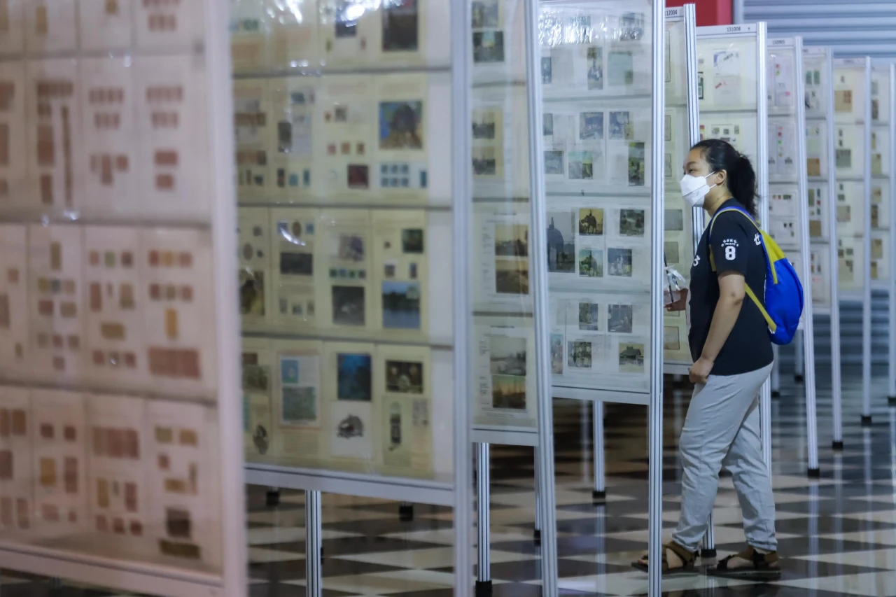 Mengunjungi Pameran...