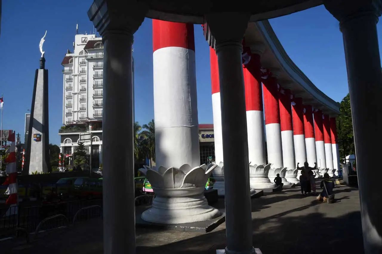 Cantiknya Lawang Salapan...