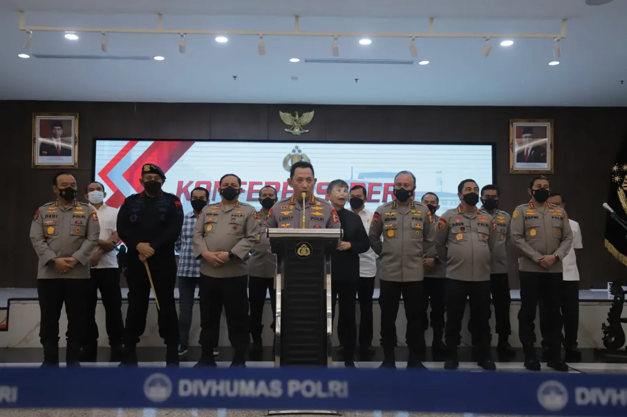Kapolri Umumkan Irjen...