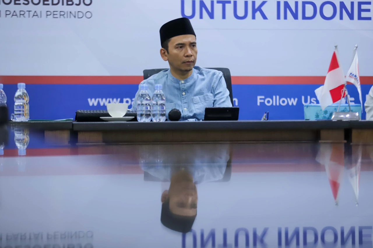 TGB Pimpin Rapat Koordinasi...