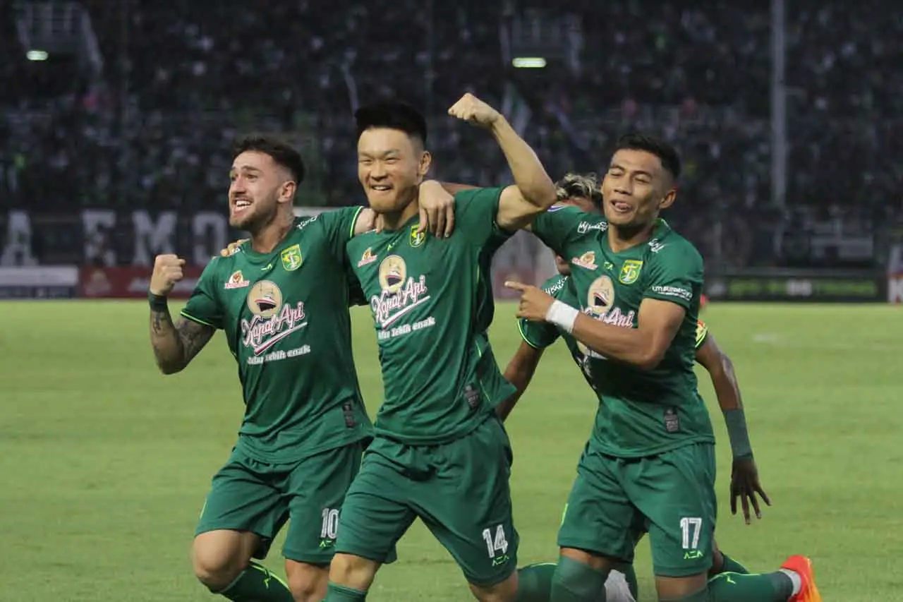 Seri 2-2, Persebaya...