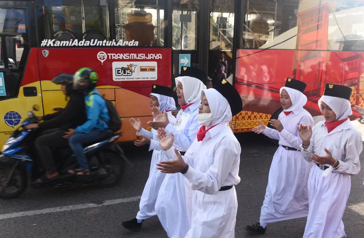 Potret Lomba Gerak Jalan...