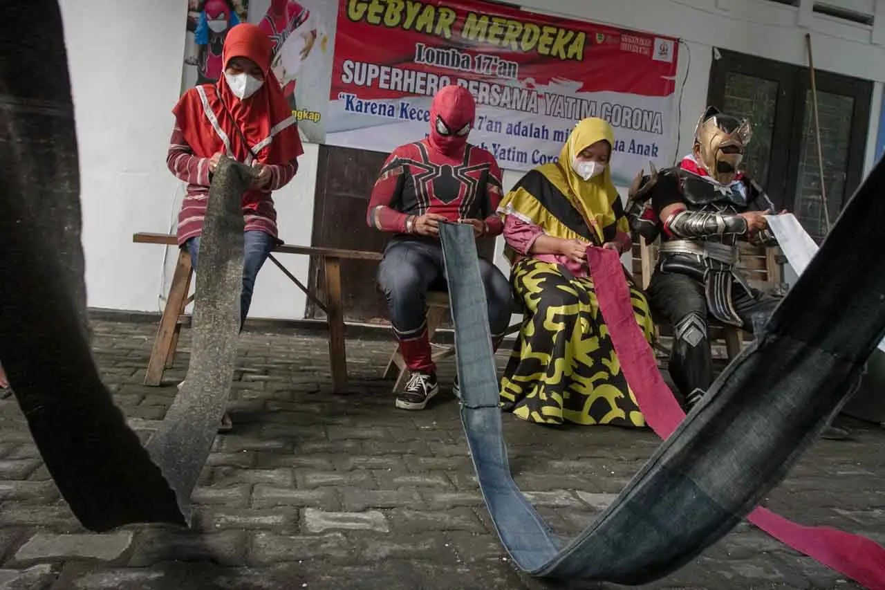 Aksi Superhero Ikut...