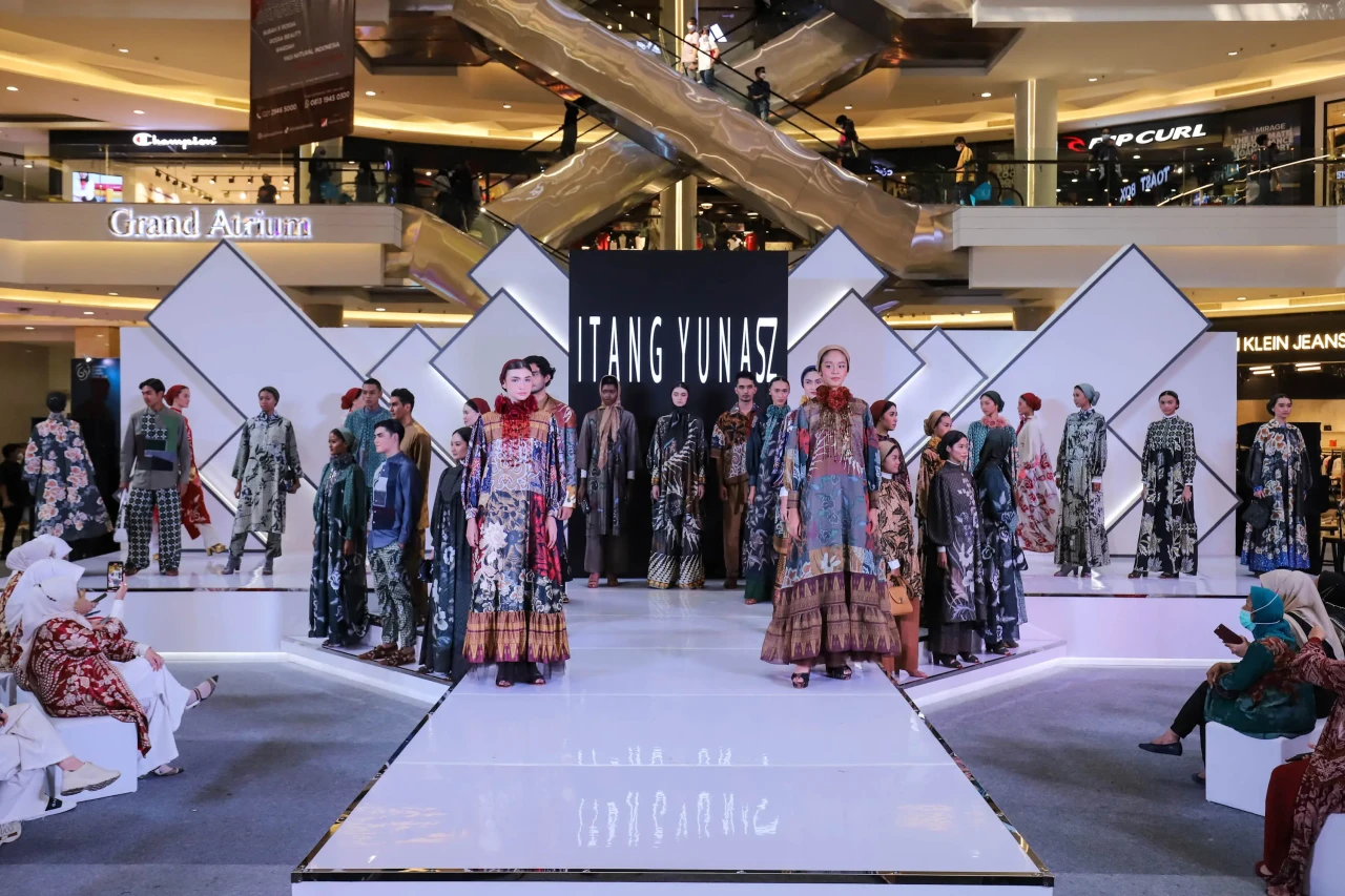 Indonesia Beauty Fashion...