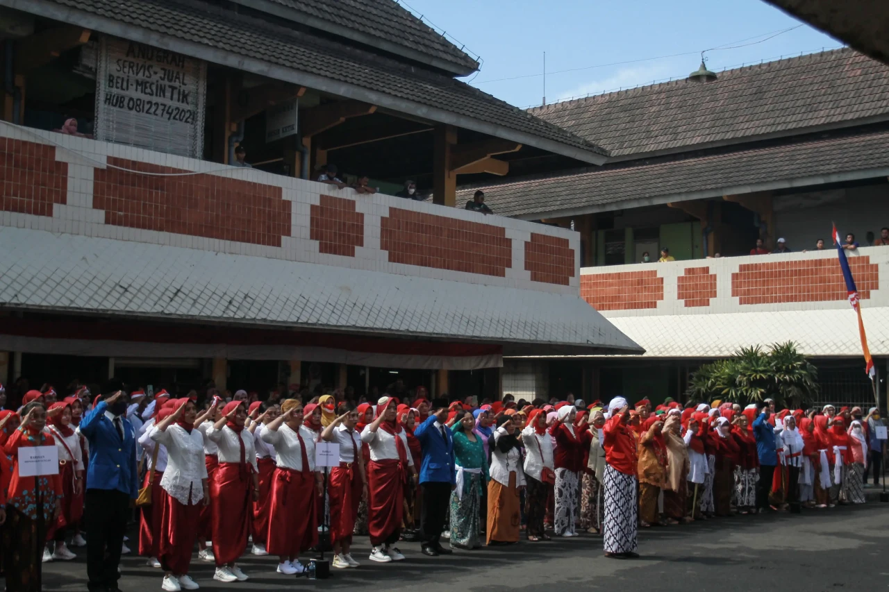 Kala Para Pedagang Beringharjo...