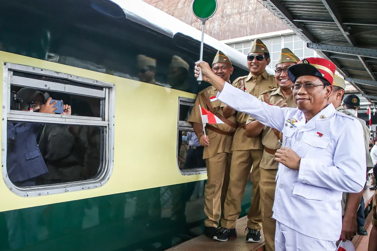 Kereta Bersejarah Djoko...