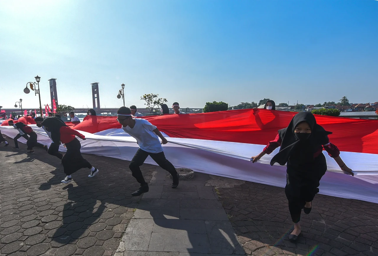 Pelajar dan Mahasiswa...