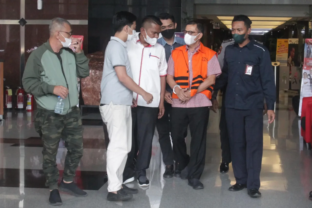 KPK Kembali Tahan Mantan...