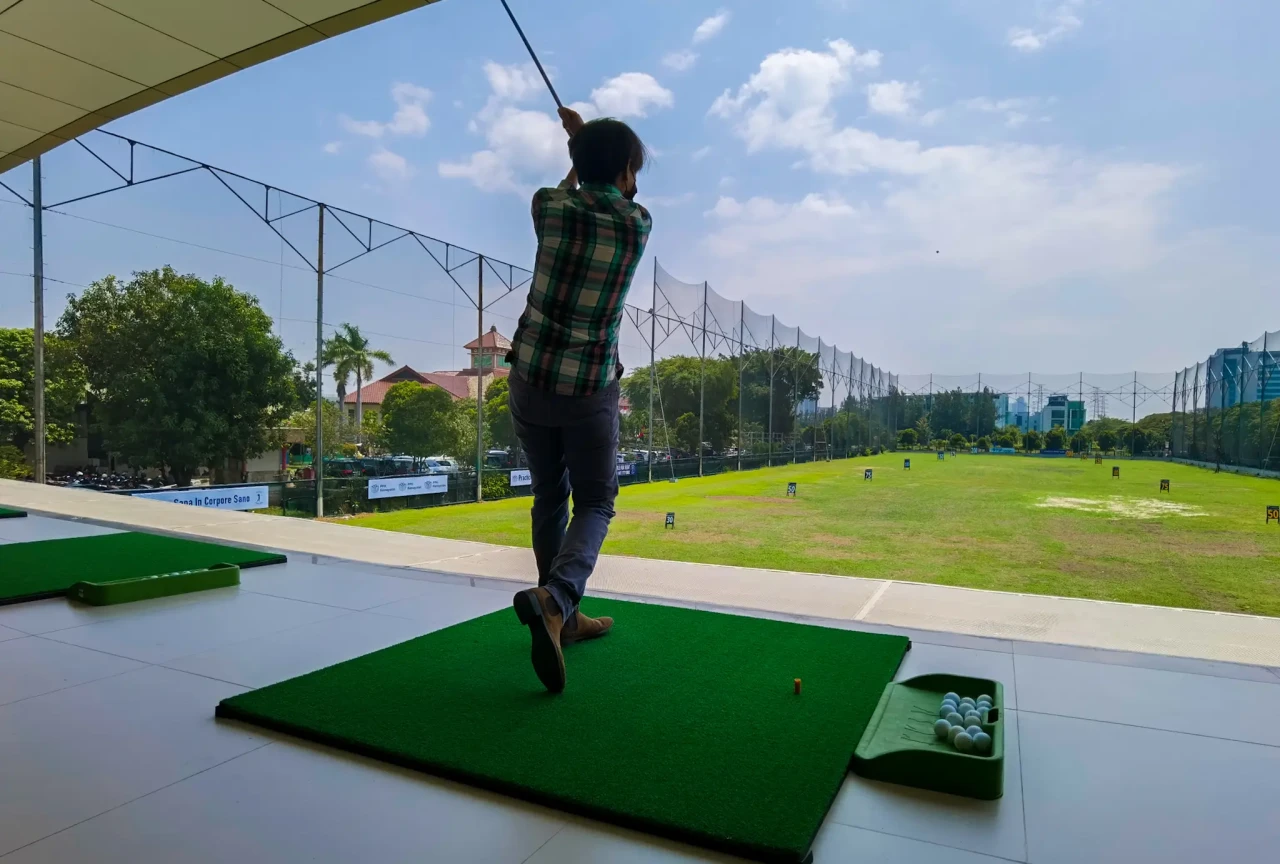 Peresmian Driving Range...
