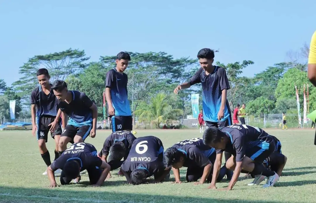 Pesantren Raudhatul...