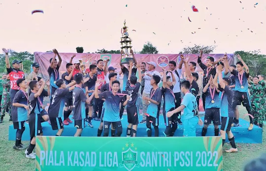 Pesantren Raudhatul...