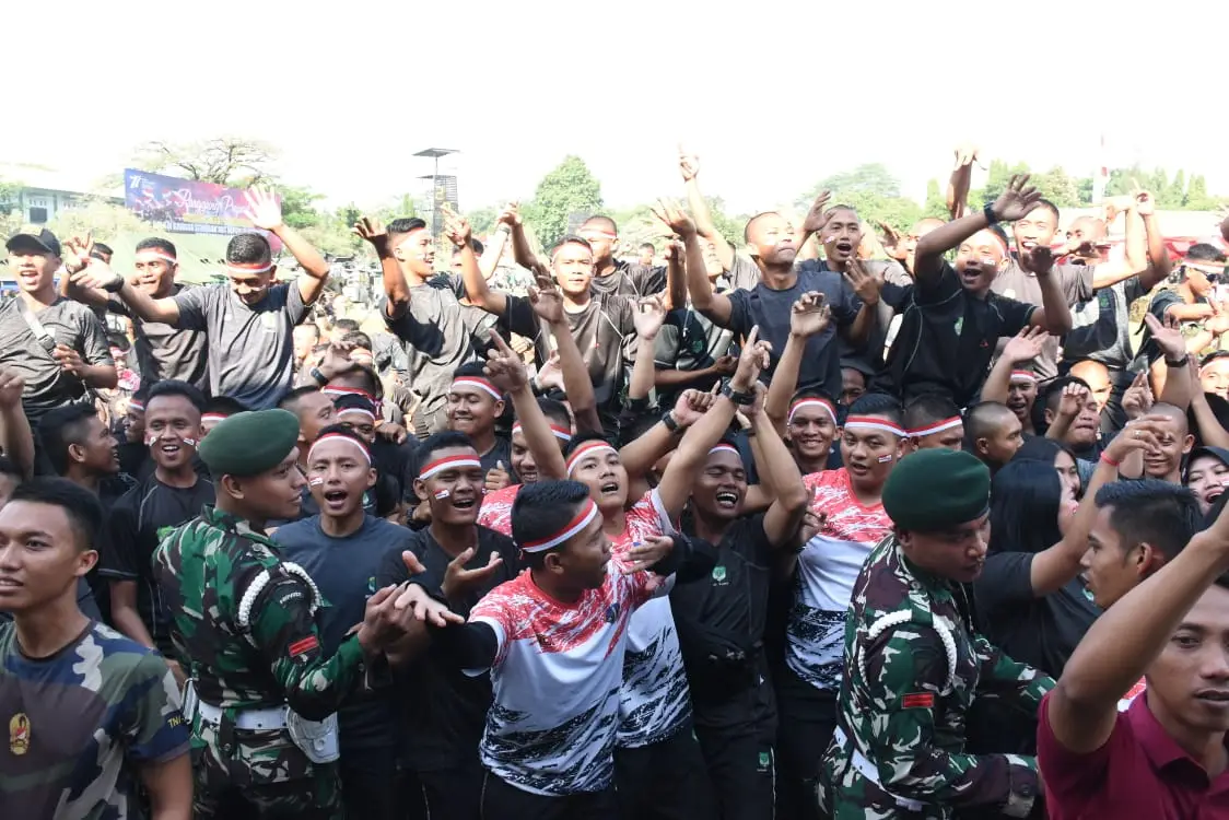 Keeriahan Panggung Prajurit...