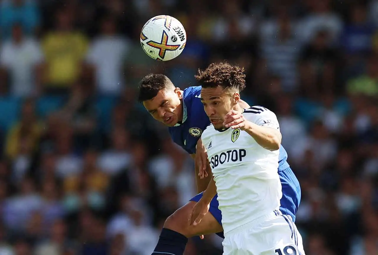 Tak Berdaya, Chelsea...