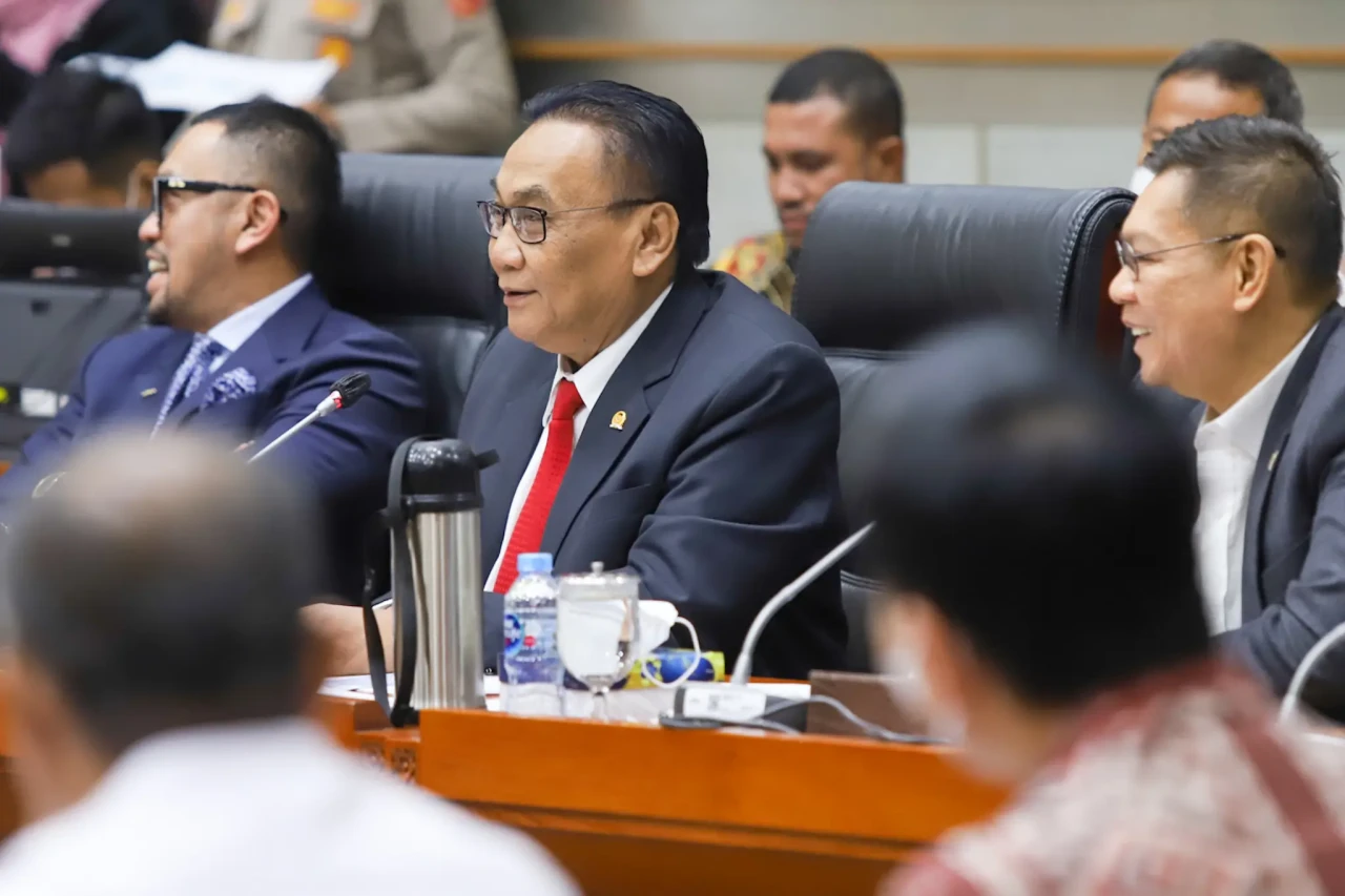 Rapat Dengar Pendapat...