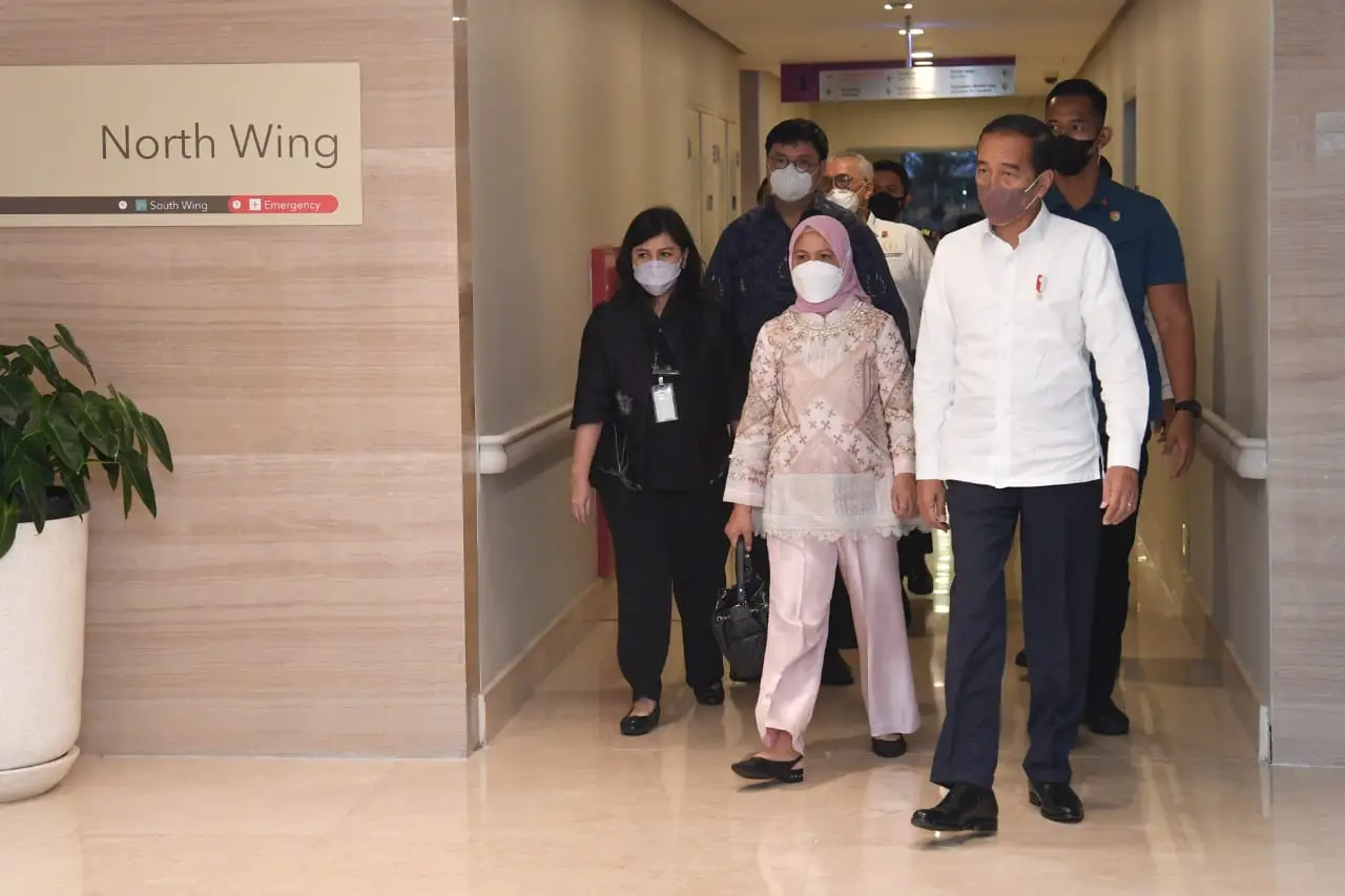 Presiden Jokowi dan...