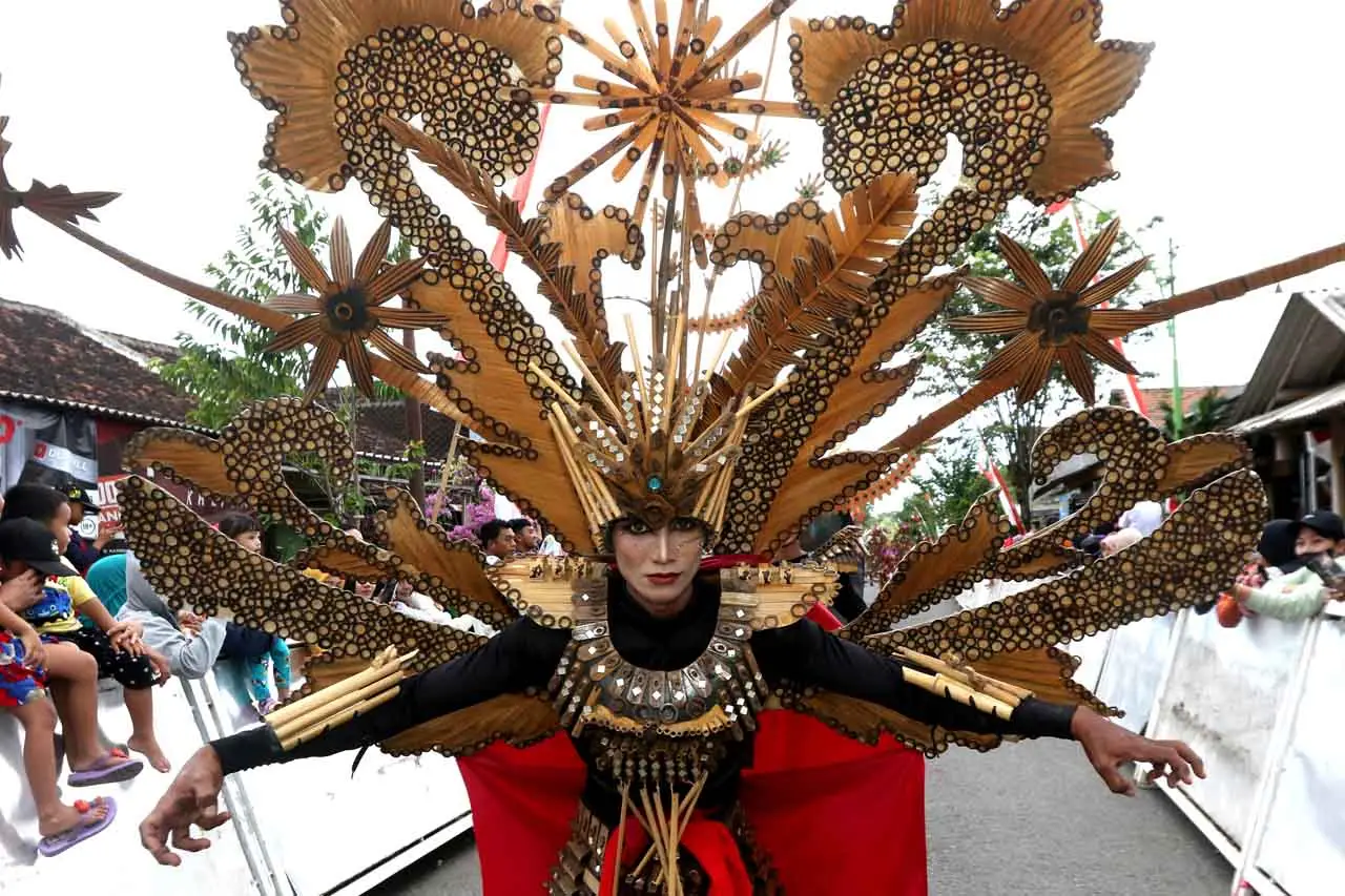 Ajang Kreativitas Gintangan...