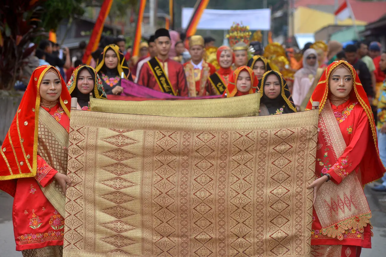 Parade 1.000 Songket...