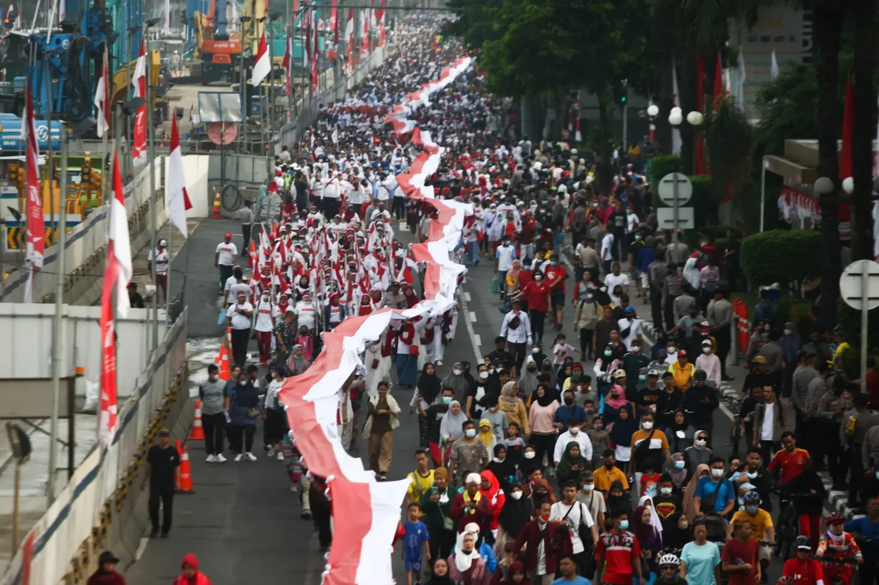 Kirab Bendera Merah...