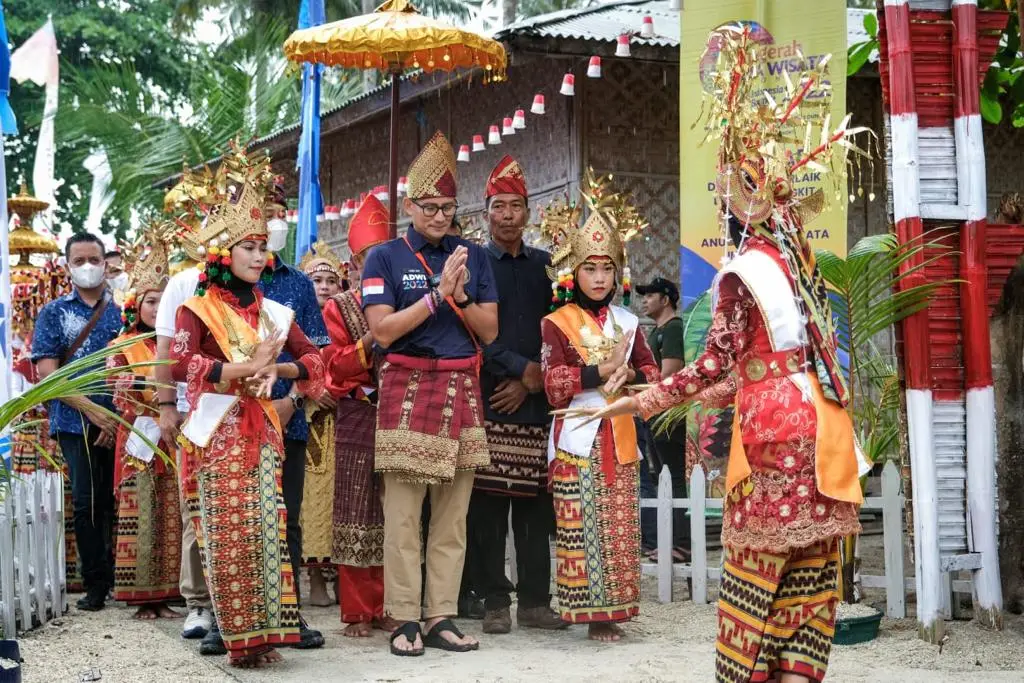 Sandiaga Uno Sambangi...