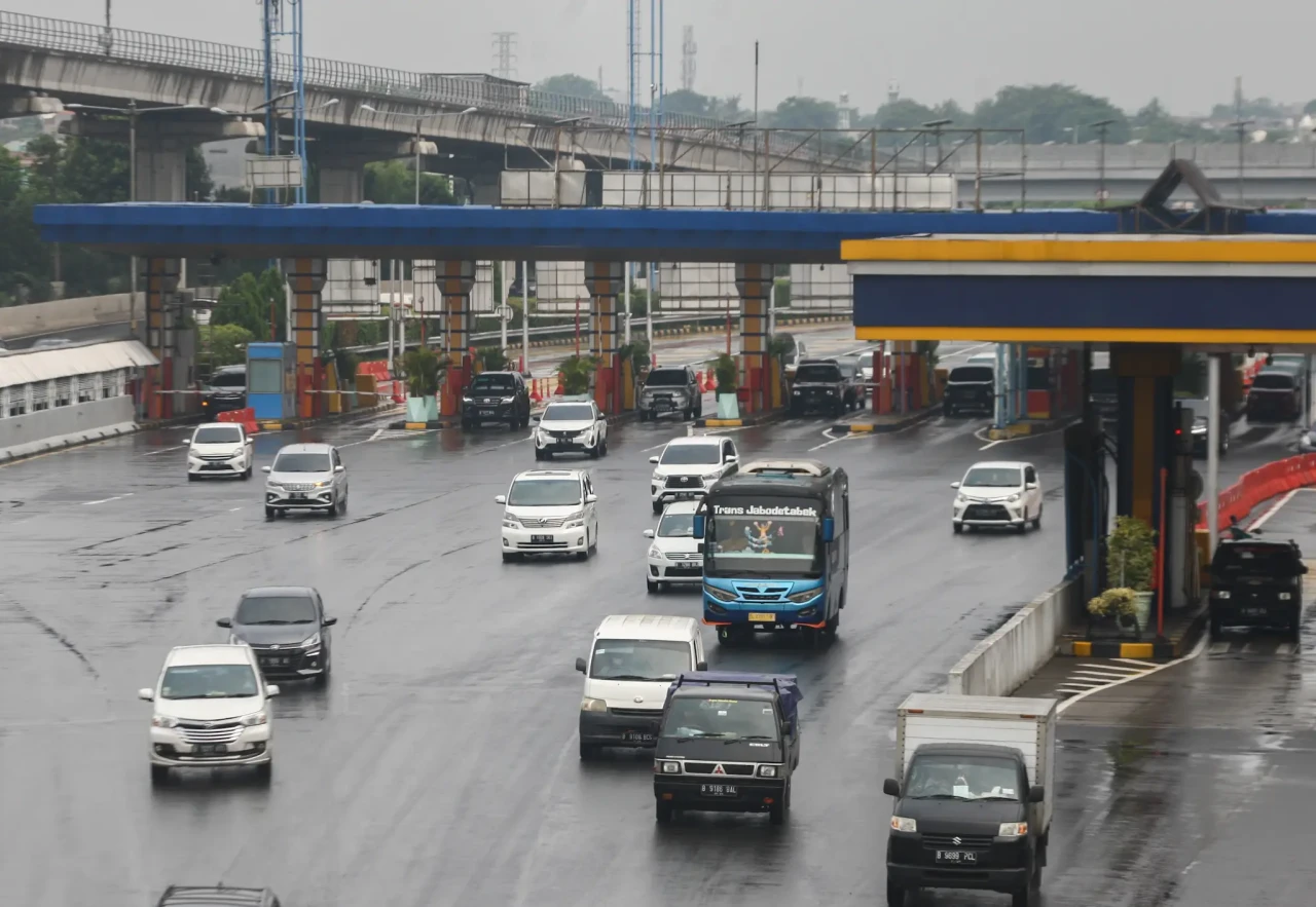 Siap-Siap, Bayar Tol...