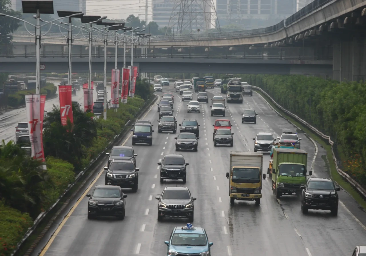 Siap-Siap, Bayar Tol...