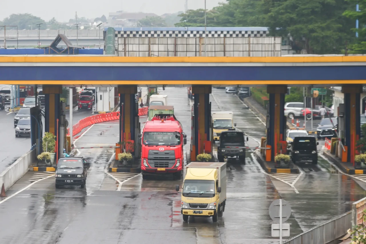 Siap-Siap, Bayar Tol...