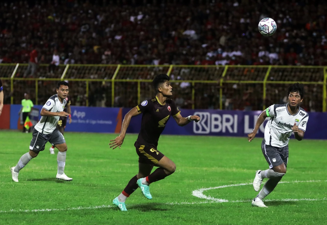Tanpa Ampun, PSM Makassar...