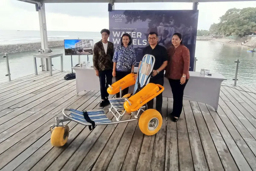 Pertama di Indonesia,...