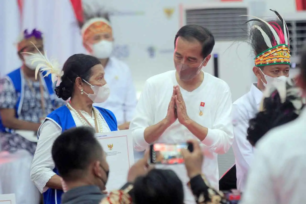 Presiden Bagikan 2.700...