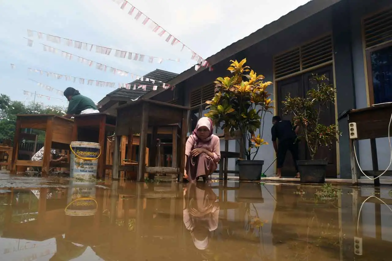 Sekolah Terdampak Banjir...