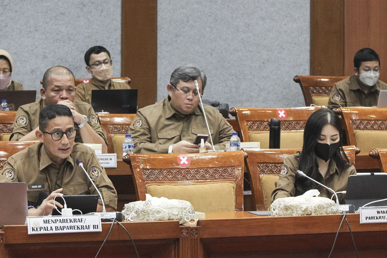 Raker Menparekraf dengan...