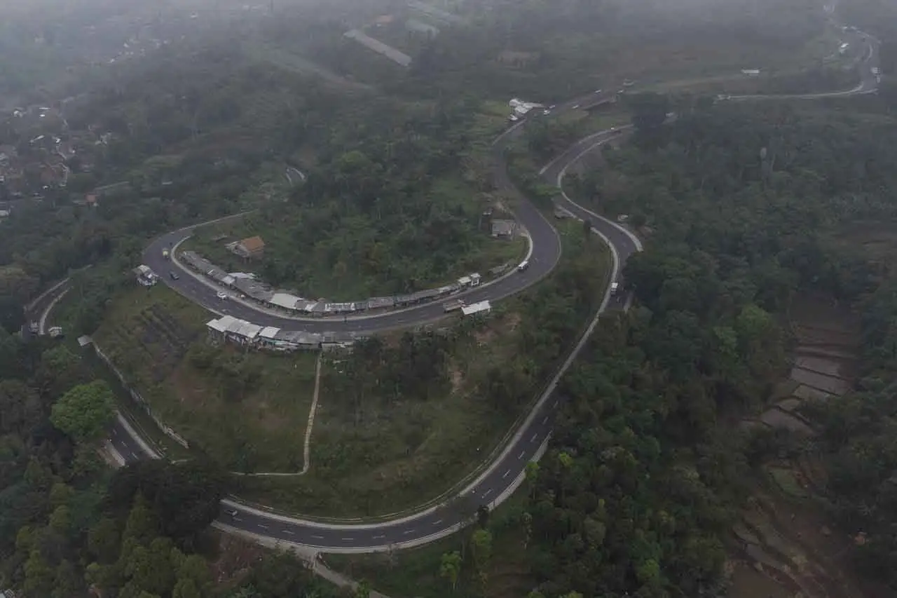 Tol Gedebage-Tasikmalaya-Cilacap...