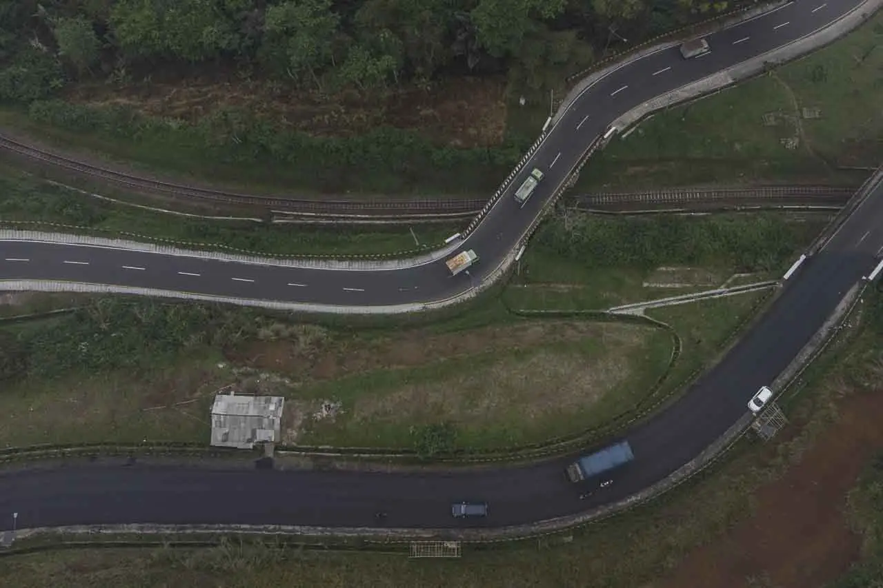 Tol Gedebage-Tasikmalaya-Cilacap...