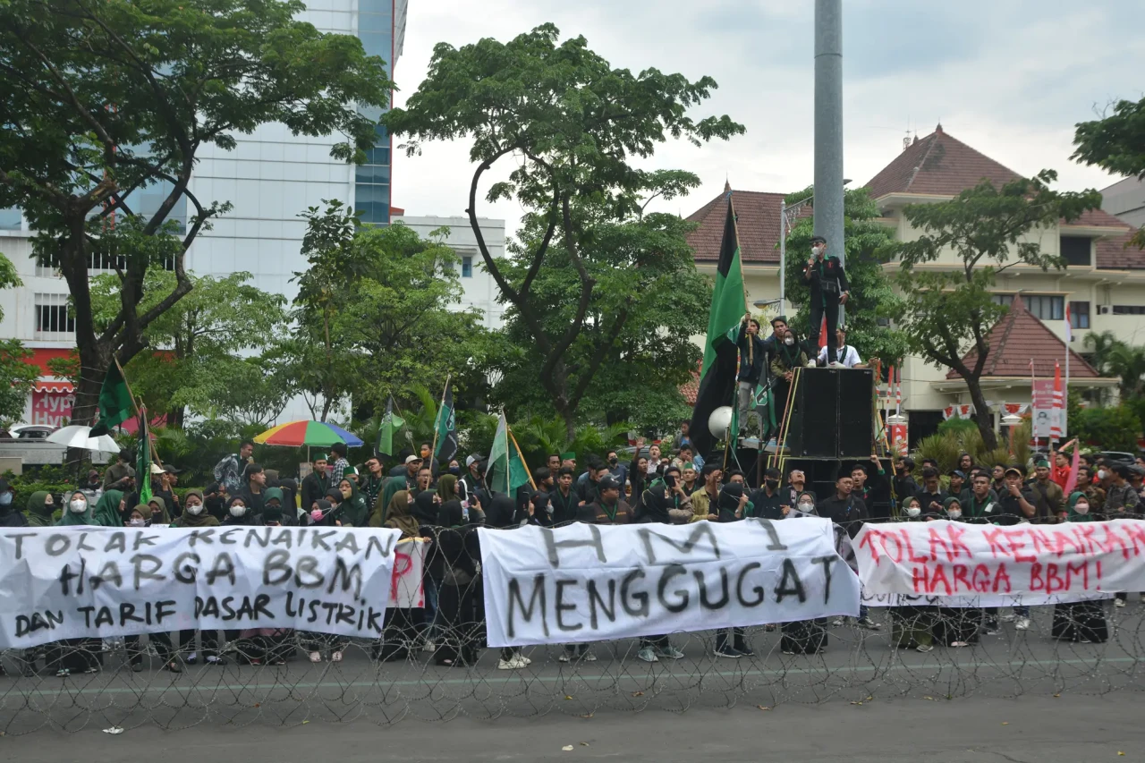 Ratusan Aktivis HMI...