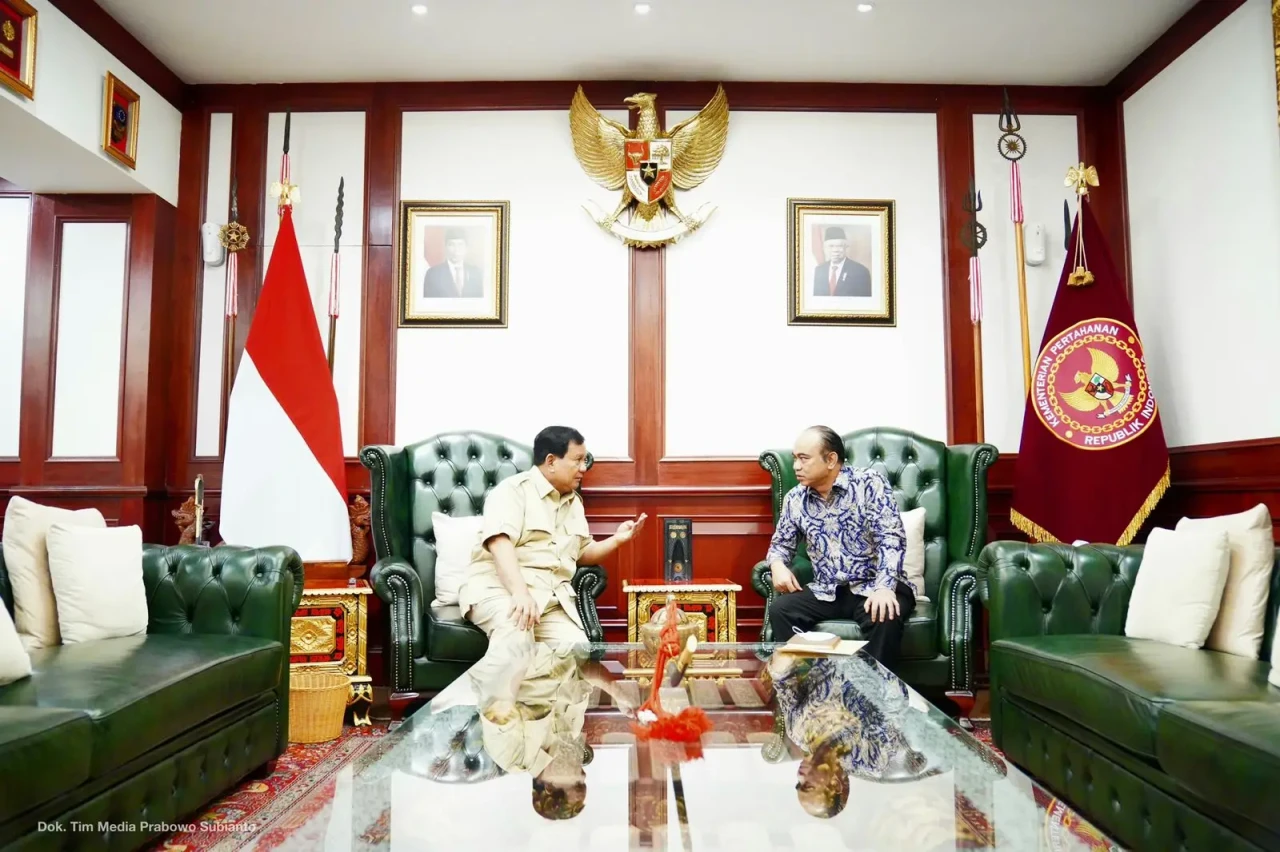 Bahas Tantangan Nasional,...