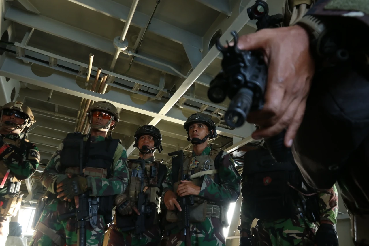Latihan Kopaska Bersama...