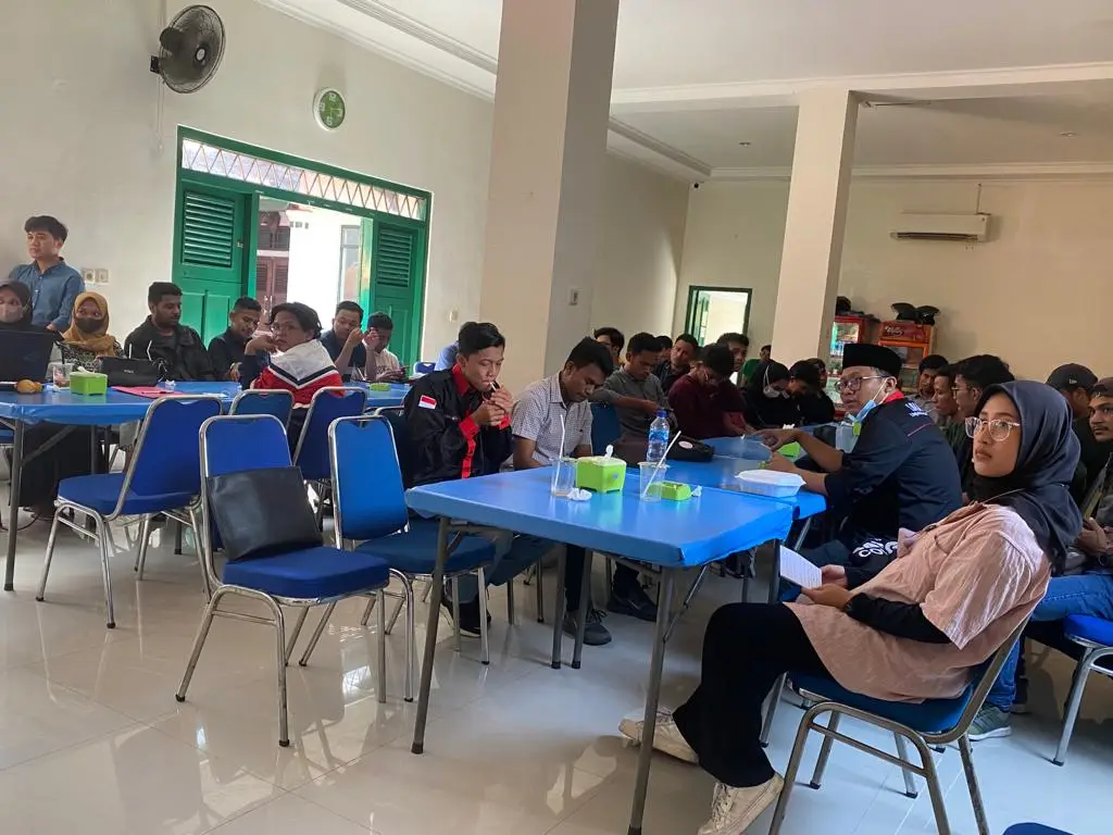 Mahasiswa Gelar Diskusi...