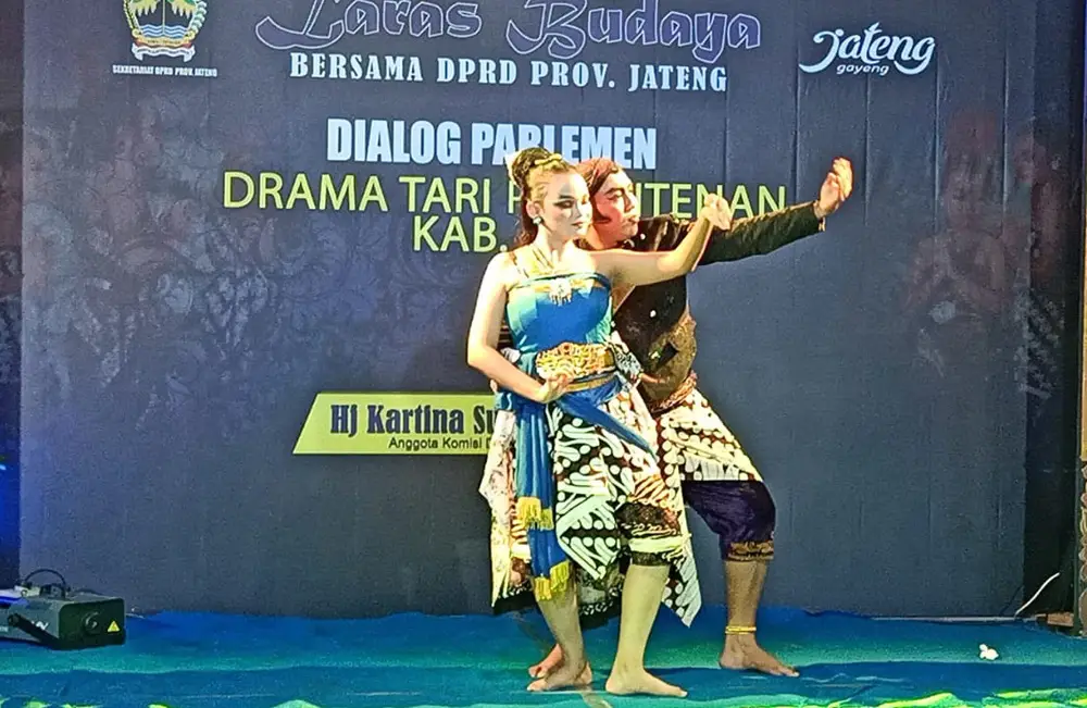 Drama Tari Pesantenan...