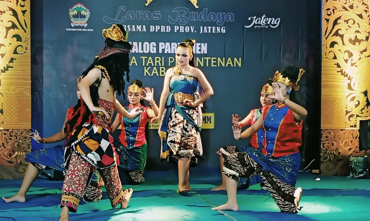 Drama Tari Pesantenan...